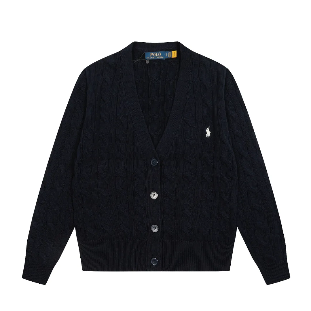 P250 Top quality" Style number: DS113# (not off the shelves all year round) [Ralph Lauren large V-neck solid color pony embroidered logo twist knitted cardigan] ✅Ralph Lauren classic basic versatile goddess style large V-neck knitted cardigan jacket ✅Main supply platform live broadcast Wholesale entities Replenish when out of stock Not off the shelves ✅ZP quality 1:1 version Scan the code to enter the GF website Counter quality ✅Detailed quality is the only one in Guangzhou Imported quality cotton yarn, focusing on high-end, cost-effective, good quality needless to say ✅The version is restored to the original order, the maximum size can be worn up to 160 pounds, loose, comfortable and stress-free ✅The upper body is simple and easy to match, ootd must-have style, good-looking clothes are never picky, a must-have in the goddess' wardrobe. Size: S-XL Color: Black White Gray Light Blue Khaki Pink Yellow Chinese Red Navy Blue White Label Navy Blue Red Label